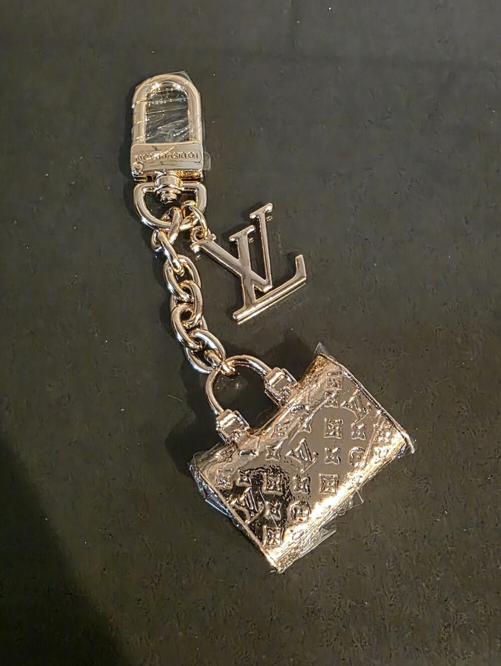 Keychain - Picture 2 of 2